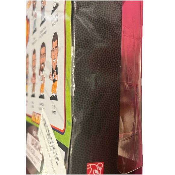 Big Shot Ballers NFL Series 3 Collectible Superstar Minifig Set of 7 New In Box - Picture 13 of 13